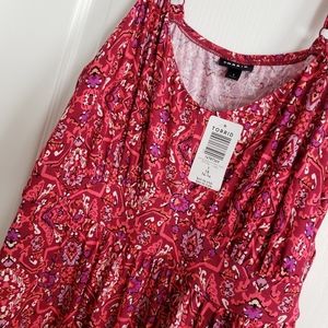 Summer dress with adjustable straps (1X)